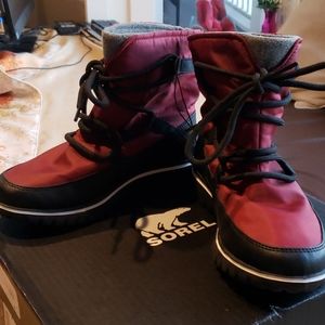 SOREL COZY EXPLORER  BOOTS